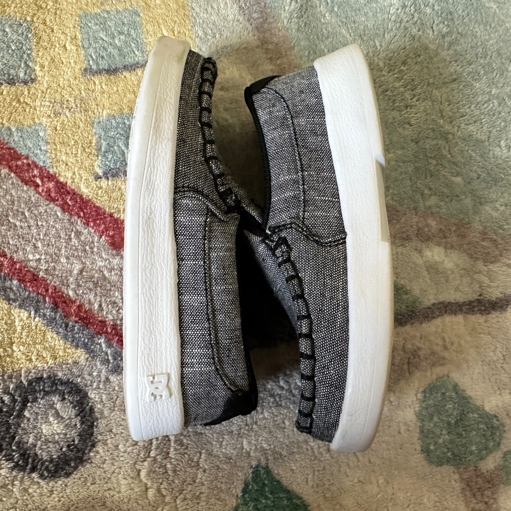 DC Kids Black and Gray Slip-On Sneakers Size 12 - Picture 5 of 7